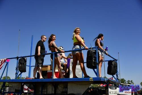 Trucks Gone Wild at Redneck Mud Park - Spring Break - Daytime 0215