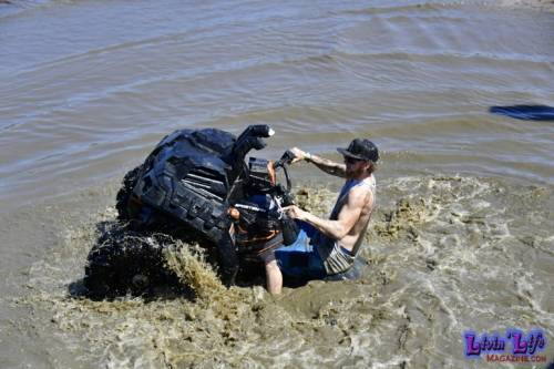 Trucks Gone Wild at Redneck Mud Park - Spring Break - Daytime 0274