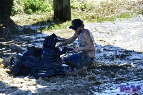 Trucks Gone Wild at Redneck Mud Park - Spring Break - Daytime 0277