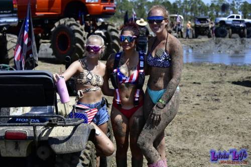 Trucks Gone Wild at Redneck Mud Park - Spring Break - Daytime 0302
