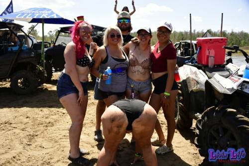 Trucks Gone Wild at Redneck Mud Park - Spring Break - Daytime 0339