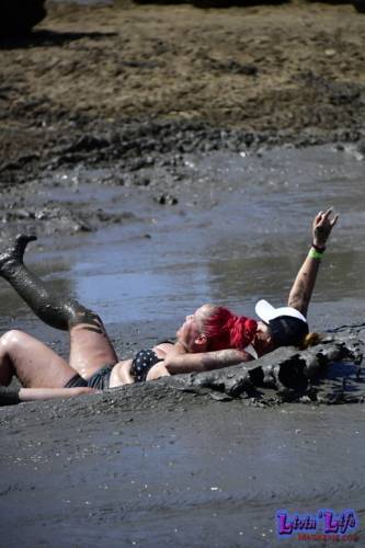 Trucks Gone Wild at Redneck Mud Park - Spring Break - Daytime 0394