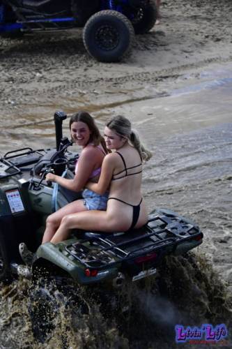 Trucks Gone Wild at Redneck Mud Park - Spring Break - Daytime 1045