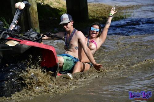 Trucks Gone Wild at Redneck Mud Park - Spring Break - Daytime 1261