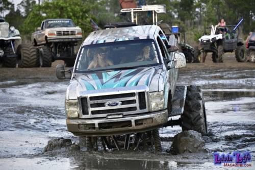 Trucks Gone Wild at Redneck Mud Park - Spring Break - Daytime 2094