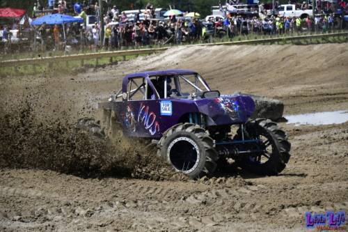 Trucks Gone Wild at Redneck Mud Park - Spring Break - Racing 0220