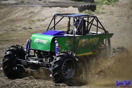 Trucks Gone Wild at Redneck Mud Park - Spring Break - Racing 0827