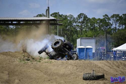 Trucks Gone Wild at Redneck Mud Park - Spring Break - Racing 0847