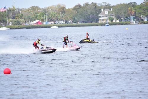 Formula-2 Powerboat Racing at the Bradenton Area River Regatta