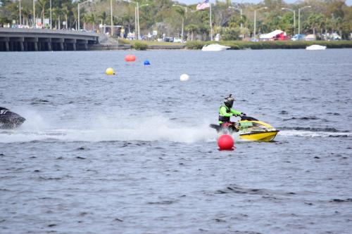Formula-2 Powerboat Racing at the Bradenton Area River Regatta