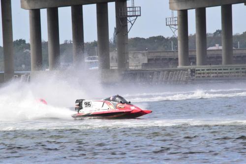 Formula-2 Powerboat Racing at the Bradenton Area River Regatta