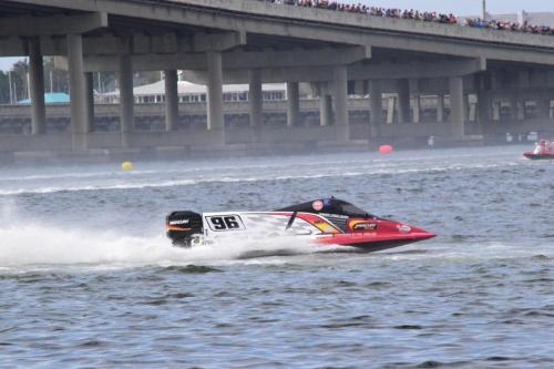 Formula-2 Powerboat Racing at the Bradenton Area River Regatta