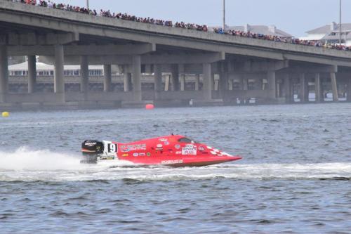 Formula-2 Powerboat Racing at the Bradenton Area River Regatta