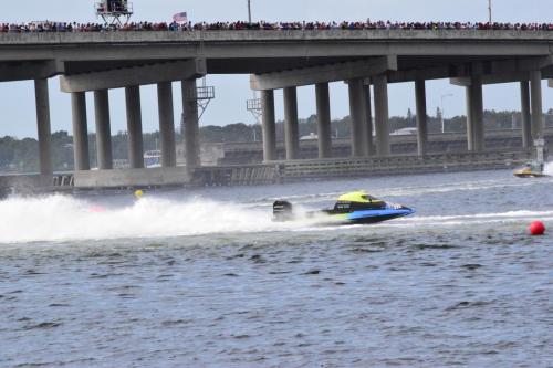 Formula-2 Powerboat Racing at the Bradenton Area River Regatta