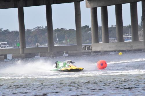 Formula-2 Powerboat Racing at the Bradenton Area River Regatta