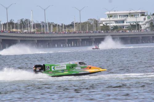 Formula-2 Powerboat Racing at the Bradenton Area River Regatta