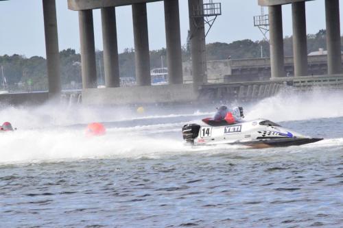 Formula-2 Powerboat Racing at the Bradenton Area River Regatta