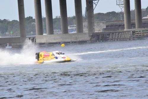 Formula-2 Powerboat Racing at the Bradenton Area River Regatta