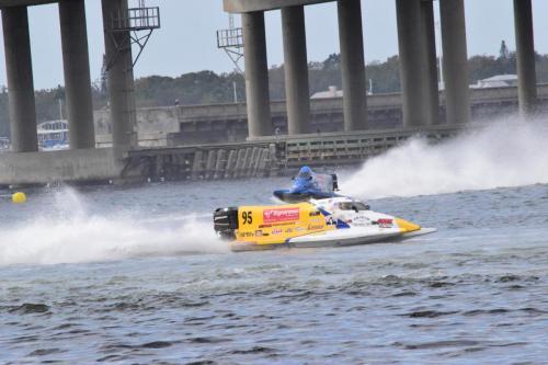 Formula-2 Powerboat Racing at the Bradenton Area River Regatta