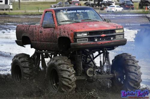 Plantbamboo (Trucks Gone Wild) Muddy Valentine 2021 - 051