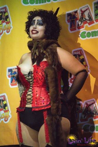 Rocky Horror Picture Show by Cheap Little Punks at Tampa Bay Comic Con 2018 08-03-2018 0926 
