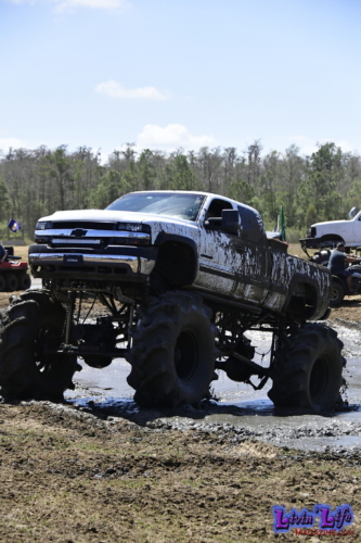 Trucks Gone Wild at Redneck Mud Park - Spring Break - Daytime 0294