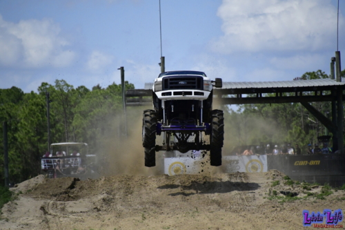 Trucks Gone Wild at Redneck Mud Park - Spring Break - Racing 0353