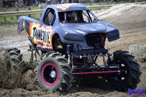 Trucks Gone Wild at Redneck Mud Park - Spring Break - Racing 0542