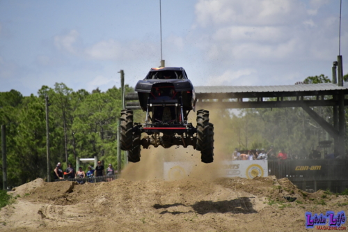 Trucks Gone Wild at Redneck Mud Park - Spring Break - Racing 0550