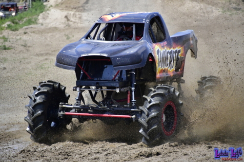 Trucks Gone Wild at Redneck Mud Park - Spring Break - Racing 0559