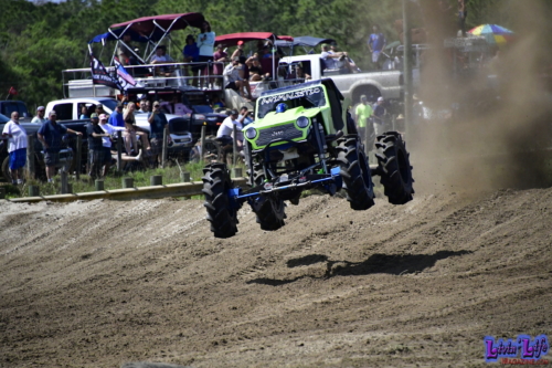 Trucks Gone Wild at Redneck Mud Park - Spring Break - Racing 0625