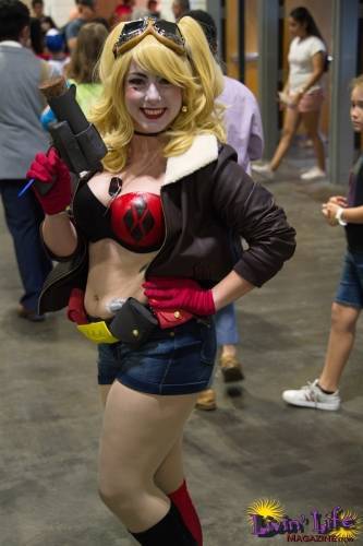 Tampa Bay Comic Con 2018 08-04-2018 0829 