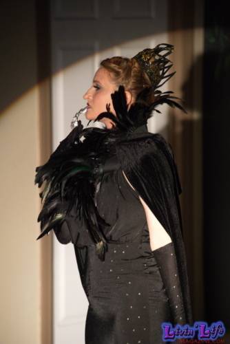 A Night of Burlesque - Heroes and Villains at ZenfiniTea