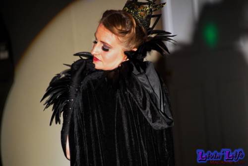 A Night of Burlesque - Heroes and Villains at ZenfiniTea