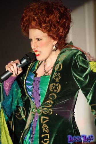 A Night of Burlesque - Heroes and Villains at ZenfiniTea
