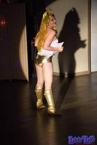 A Night of Burlesque - Heroes and Villains at ZenfiniTea