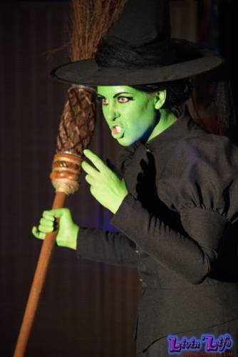 A Night of Burlesque - Heroes and Villains at ZenfiniTea
