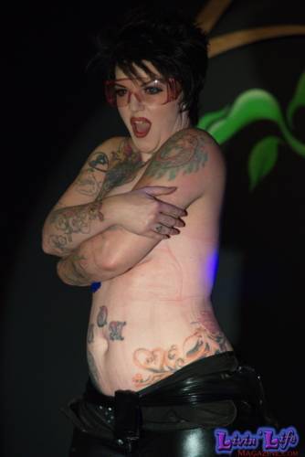 A Night of Burlesque - Heroes and Villains at ZenfiniTea